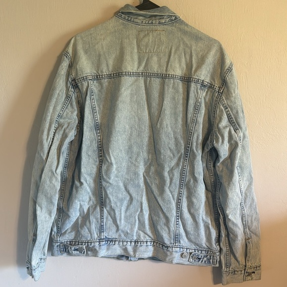 Levi's Mens Trucker Jacket Denim Pretty City Light Wash Cotton Button Up XL - Picture 8 of 9